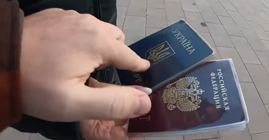 Без паспорта РФ – депортація. Що насправді загрожує мешканцям окупованих територій