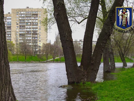 В Киеве зафиксировали резкий спад наводнения после недели подъема воды