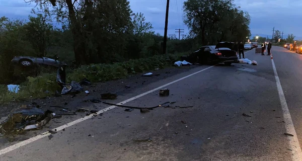 Журналист: В ДТП в Закарпатье погибли депутат и полицейский