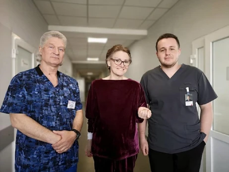 Львовские врачи удалили женщине гигантскую опухоль