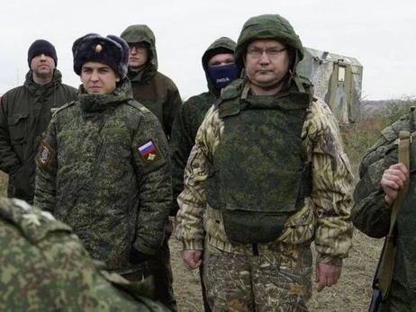 Эвакуированные россиянами в Бердянск жалуются на ужасные бытовые условия