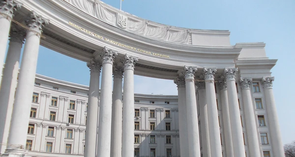 «Революция послов» в Украине: новые назначения, набор по объявлению и вакантные должности