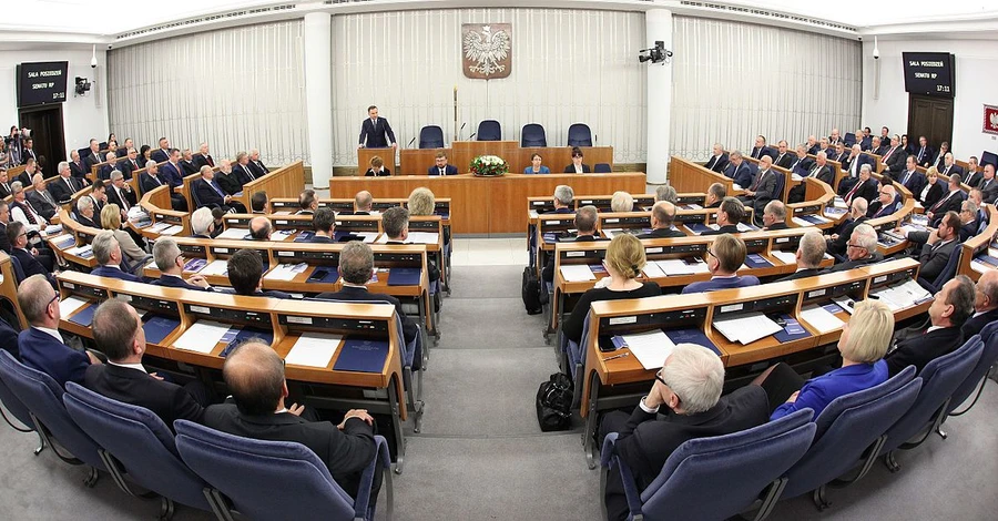 Польський Сенат одноголосно підтримав резолюцію щодо вступу України в НАТО.