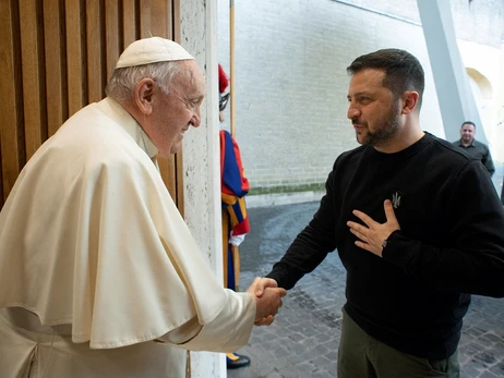 Зеленський зустрівся у Ватикані з Папою Римським - говорили про 
