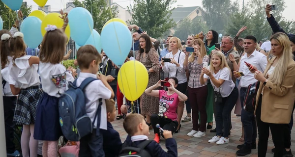 Минобразования: Последний звонок в школах Украины прозвенит 16 июня