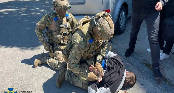 В Запорожье задержали экс-чиновника налоговой милиции, который шпионил за ВСУ