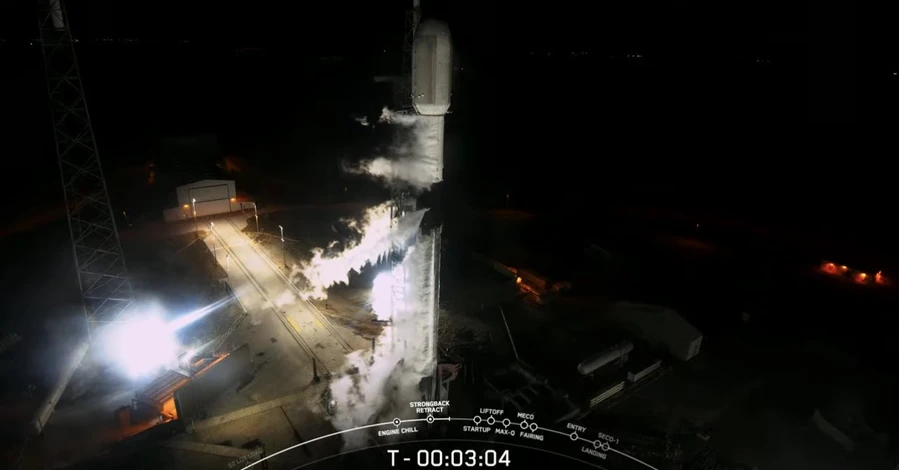 SpaceX успішно вивела на орбіту 22 одиниці новітніх супутників V2 mini