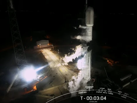 SpaceX успішно вивела на орбіту 22 одиниці новітніх супутників V2 mini