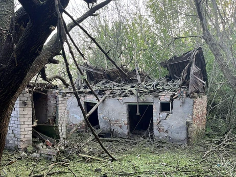 Россияне ударили ракетами по Славянску: минимум 10 домов разрушены 