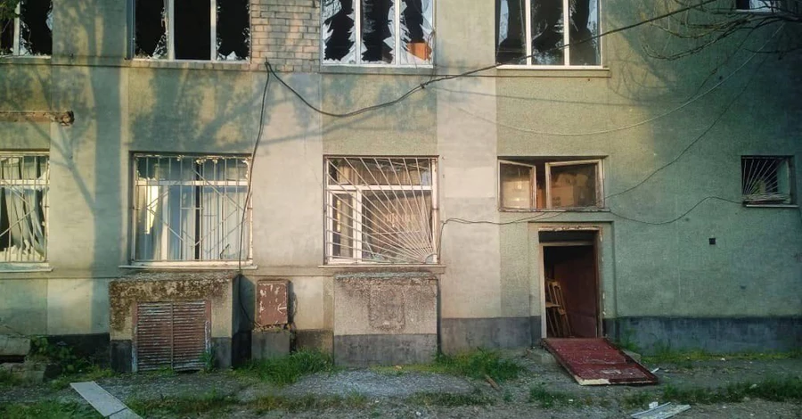 Війська РФ скинули авіабомби на Херсонщину: зруйновано понад 10 будинків та адмінбудівлі