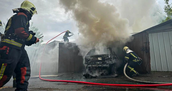 Российская атака на Киев: в результате падения обломков пострадал ТРЦ