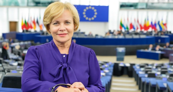Членство Украины в НАТО решит проблему ядерного шантажа РФ - депутат Европарламента