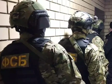 В Запорожской области ФСБ массово проводит обыски в домах украинцев