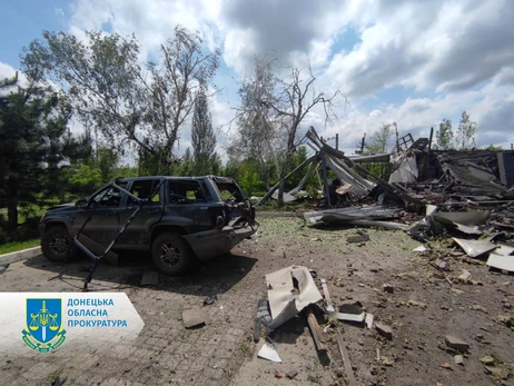 Росіяни скинули авіабомби на Торецьк: один загиблий, 8 поранених