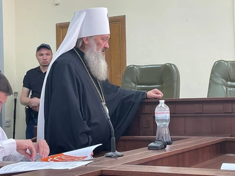 Суд залишив митрополита Павла під домашнім арештом ще місяць
