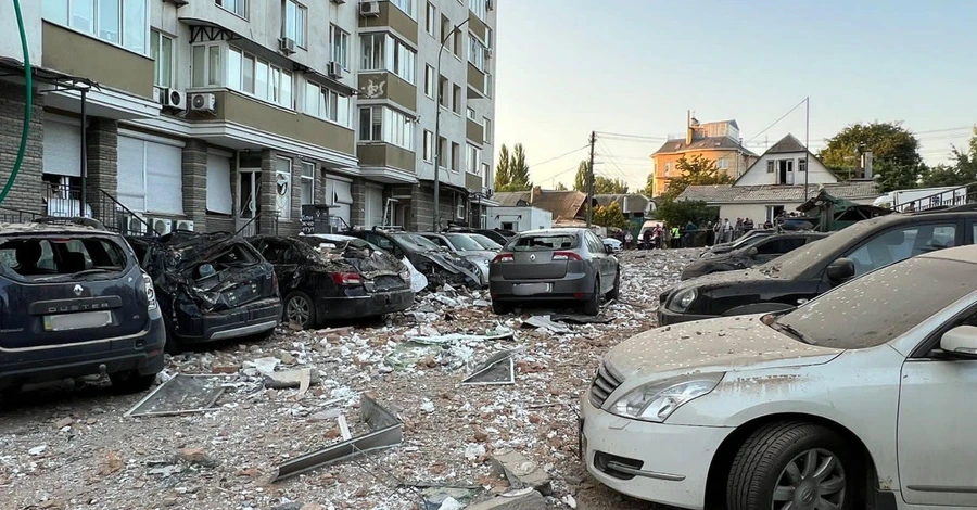 Нацполиция: Жертвой ночной атаки РФ стала 33-летняя женщина, еще 13 человек пострадали