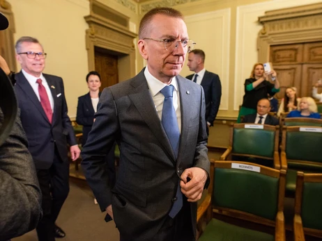 Сейм Латвії обрав новим президентом країни главу МЗС і відкритого гея Едгарса Рінкевичса