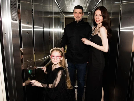 Міністр Федоров показав рідкісні фото з дружиною та донькою