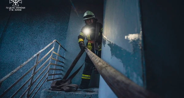 РФ снова ударила по Киеву дронами и крылатыми ракетами