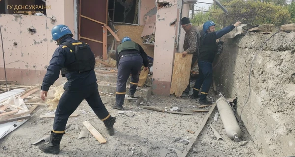 Россияне обстреляли многоэтажку в Запорожской области, есть погибшие и раненые