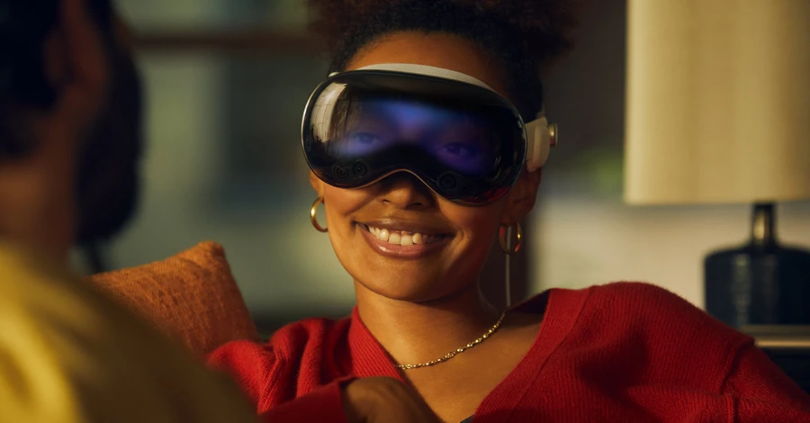 Apple представила окуляри змішаної реальності, які розробляли сім років