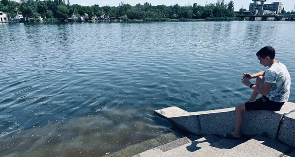 Вода в Николаеве поднимается, это заметно на пляжах, притапливают понтонный мост