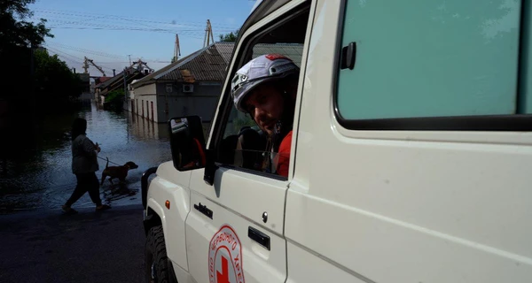 Красный Крест Украины ответил на критику после подрыва Каховской ГЭС