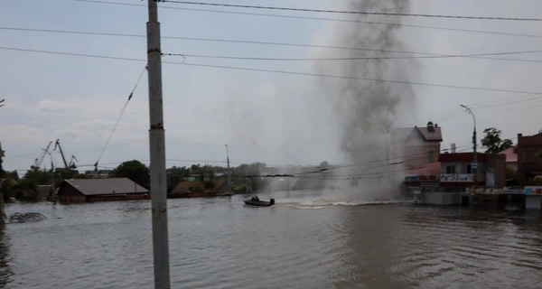 Россияне обстреляли Херсон во время эвакуации, ранены девять человек (обновлено)