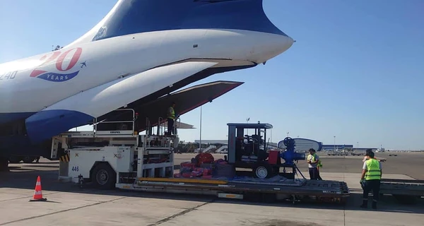 Азербайджан одним из первых отправляет Украине гуманитарную помощь после подрыва Каховской ГЭС