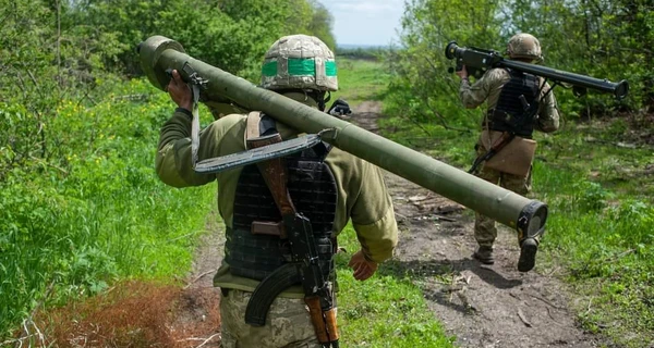 Генштаб: Украинские защитники нанесли удары по 25 позициям россиян