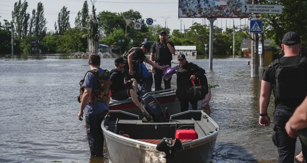 В Херсонской области из зоны подтопления эвакуировали уже 2,5 тысяч человек