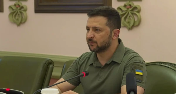 Зеленский заявил, что в Украине проходят контрнаступательные оборонные действия