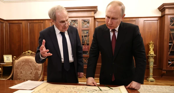 Под санкции СНБО попал председатель КС РФ, показавший Путину карту 