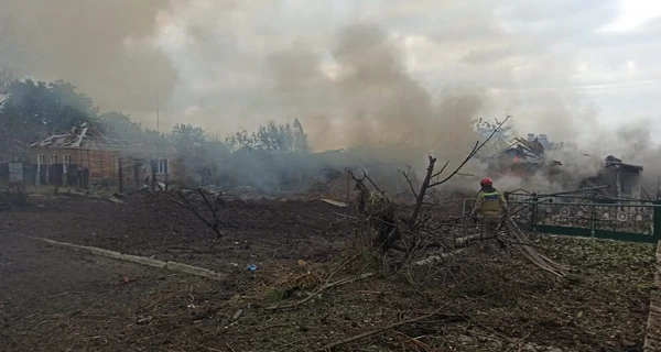 Россияне ударили управляемыми авиабомбами по Орехову, есть погибший и раненый
