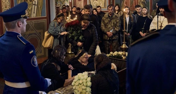 В Киеве простились с бойцом 