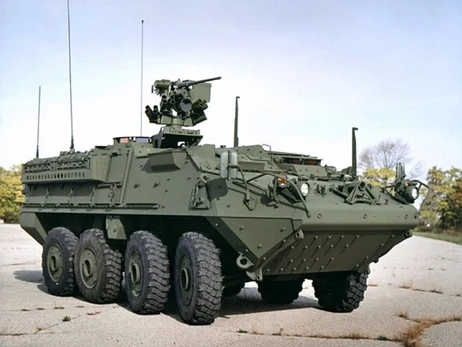 Украина получит от США бронемашины Stryker и Bradley