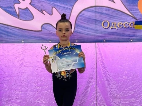 7-річна гімнастка, яка втратила ніжку: Щодня доводжу собі, що немає нічого неможливого