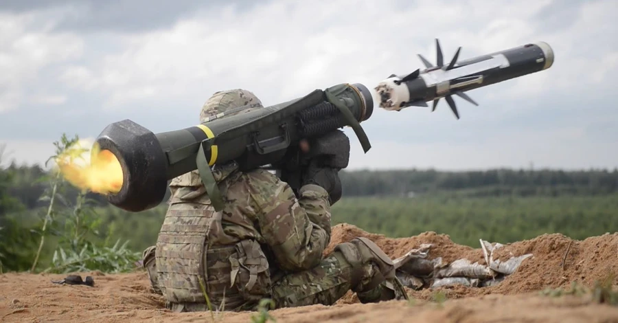 США передадуть Україні Stinger та Javelin в рамках нового пакету допомоги