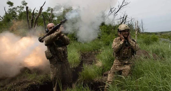 Силы ПВО Украины во время ночной атаки РФ уничтожили 21 БПЛА и ракету