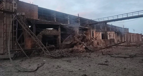 Во время атаки на Кривой Рог российские ракеты попали в промышленные предприятия, есть пострадавший