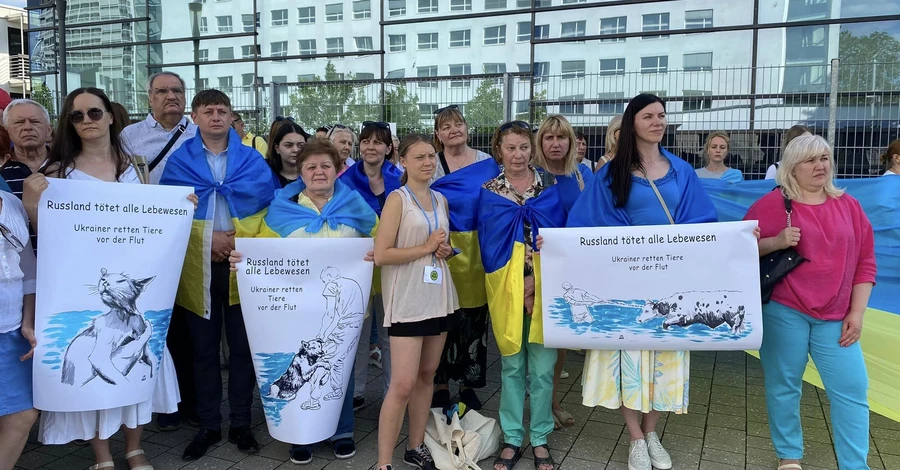 Грета Тунберг присоединилась к украинскому митингу у здания ООН 