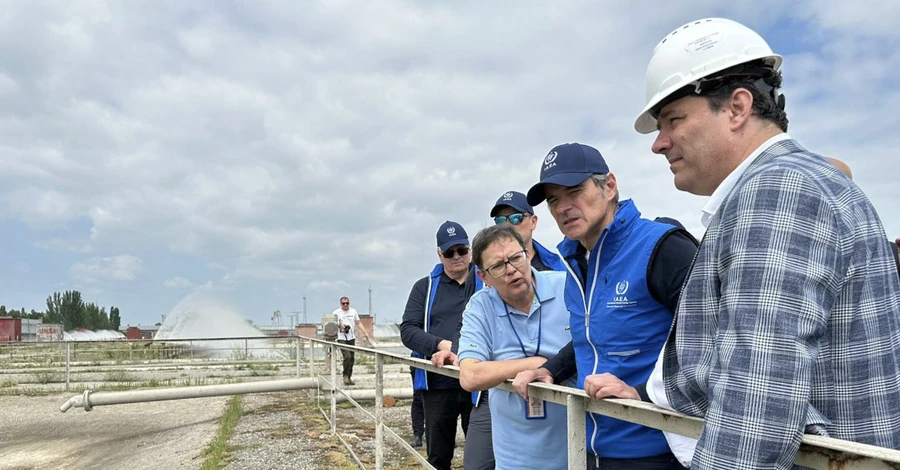 Глава МАГАТЭ посетил Запорожскую АЭС: Ситуация серьезная, но стабилизируется