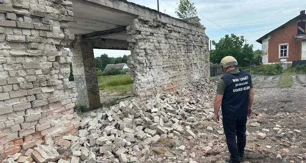 Россияне за сутки атаковали десять украинских областей, есть погибшие и раненые