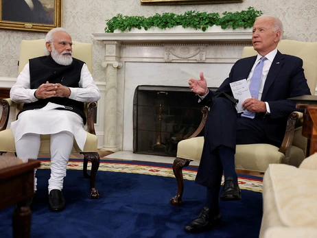 Прем'єр Індії вилетів до США: на чий бік стане ще одна наддержава?