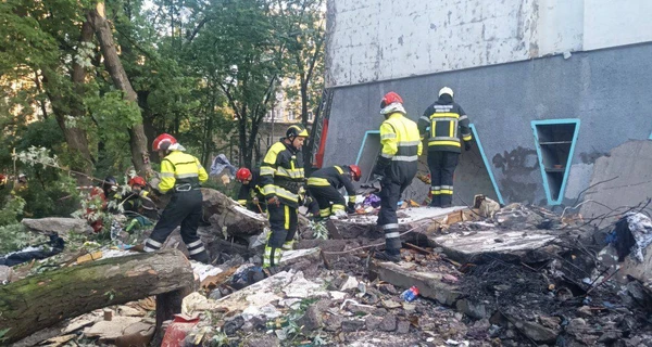 Кличко сообщил о двух погибших в результате взрыва в многоэтажке