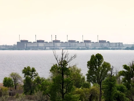 Зеленский заявил, что Россия готовит на Запорожской АЭС теракт с выбросом радиации