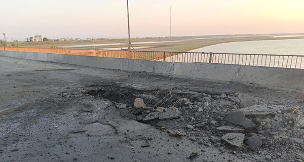Замглавы Херсонского облсовета: Удар по Чонгарскому мосту имеет очень большое значение