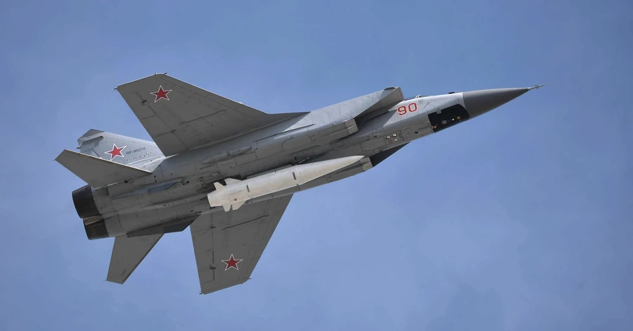В ЗСУ розповіли деталі нічної атаки РФ  - в українців летіли Х-22 та «Кинджали»