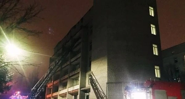 Запорожский суд восстановил в должности главврача 