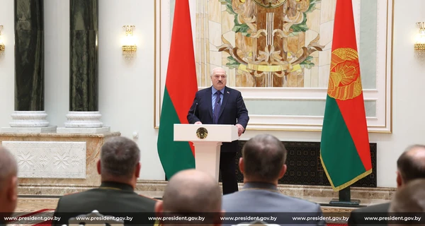 Лукашенко хочет, чтобы “вагнеровцы” приехали и обучили белорусских военных